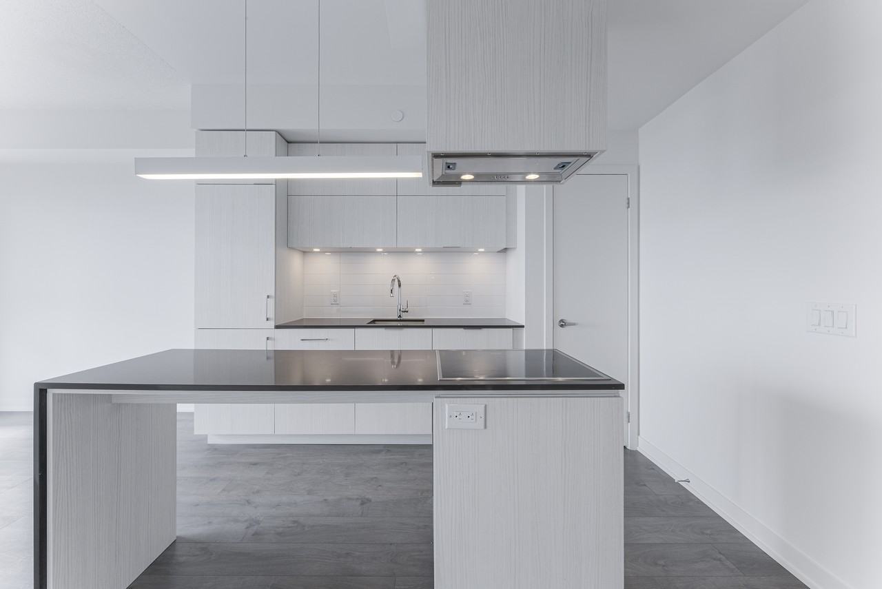 20 Residential Condo #1604 - Photo 5 of 25