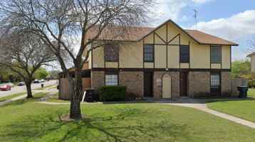 featured image of 4506 Chase Cir #D