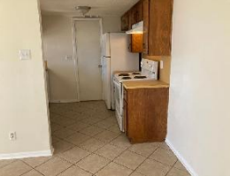 4506 Chase Cir #D - Photo 5 of 9