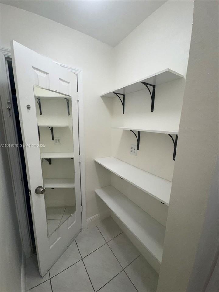 29523 Southwest 144th Court - Photo 6 of 52