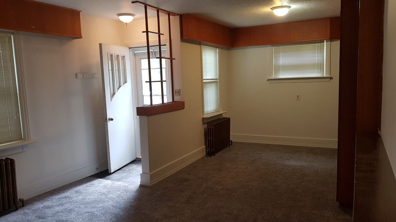 324 Cumberland Ave N - Photo 2 of 25