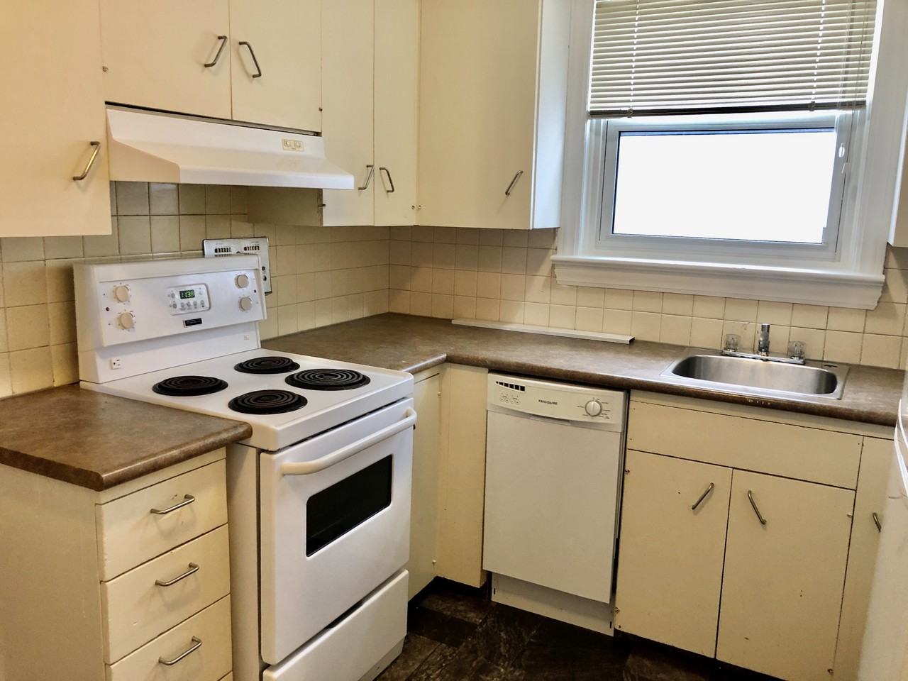 324 Cumberland Ave N - Photo 7 of 25