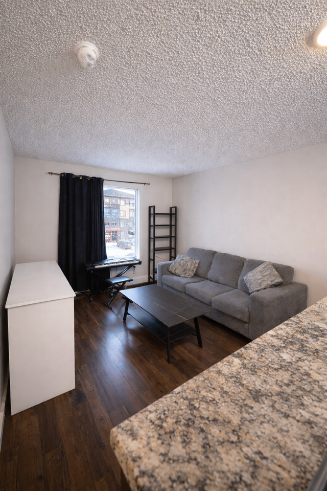 2 Bed | 2 Bath Apartment for Rent – Charlesworth, Edmonton - Photo 7 of 10