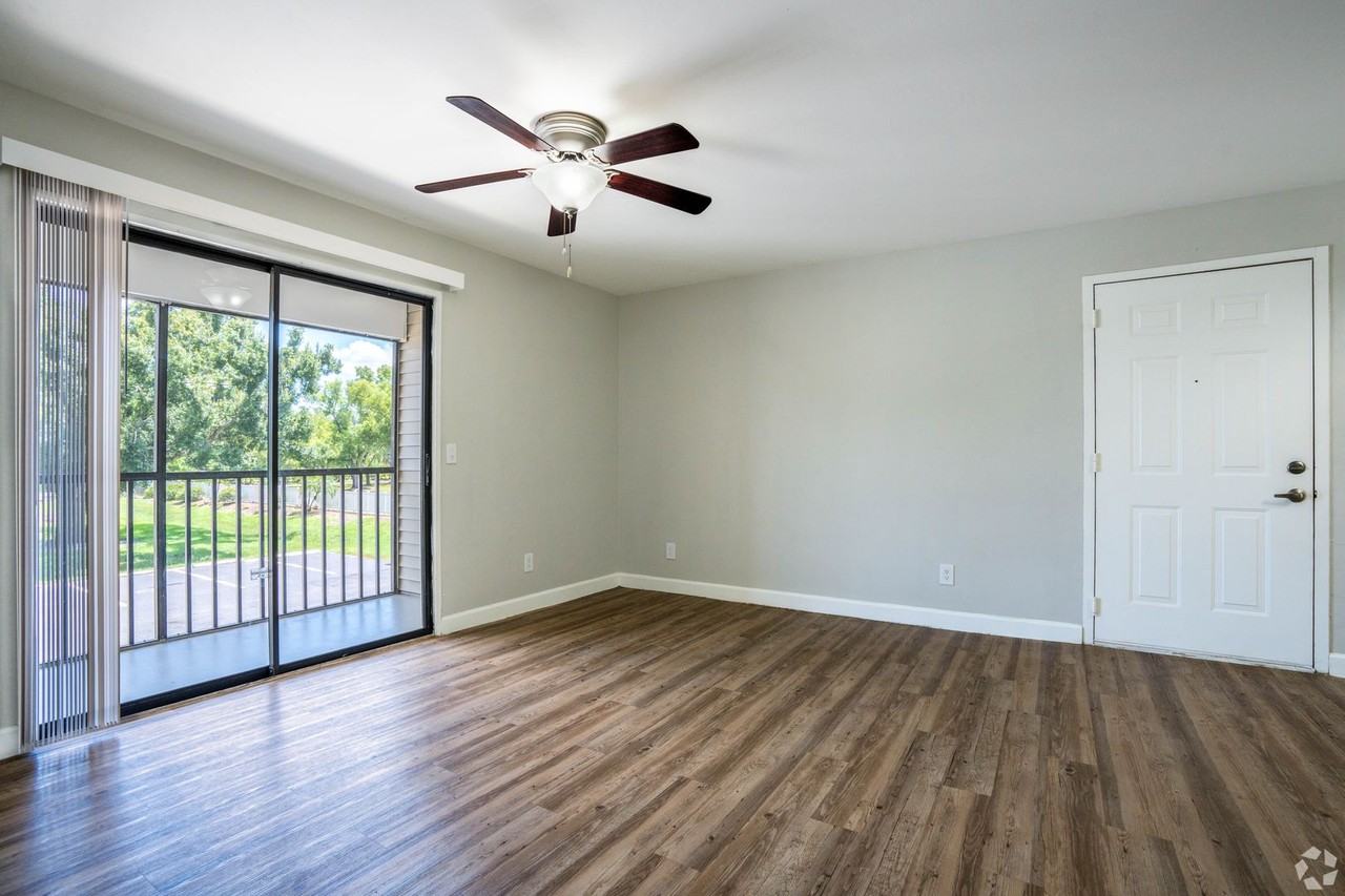 Seville Apartments. A Beautiful apartments is waiting for you to make it a Home. Great Specials Today! - Photo 6 of 23