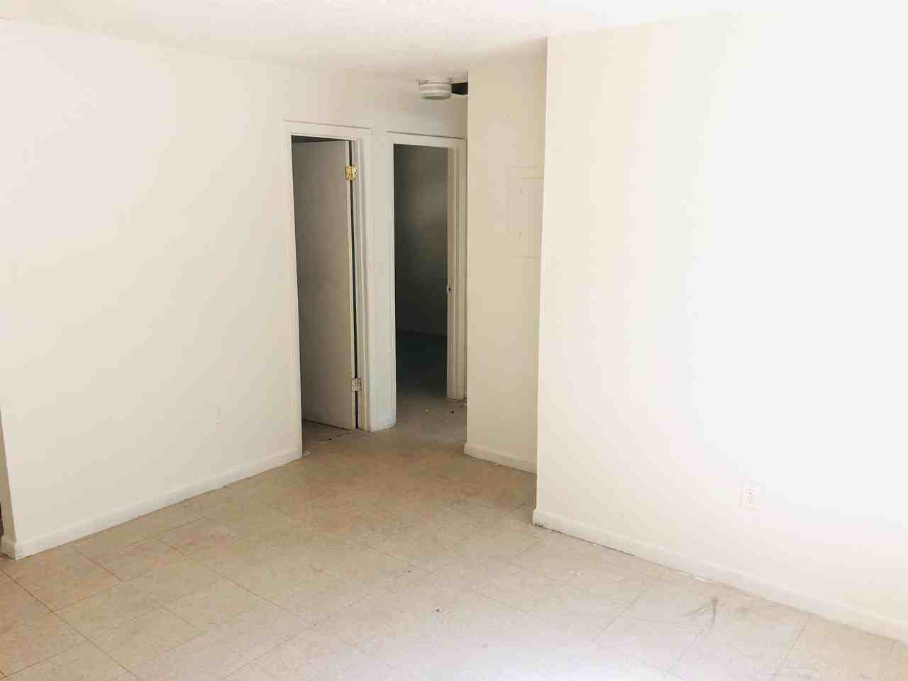 507 Kilgore St #10 - Photo 2 of 7