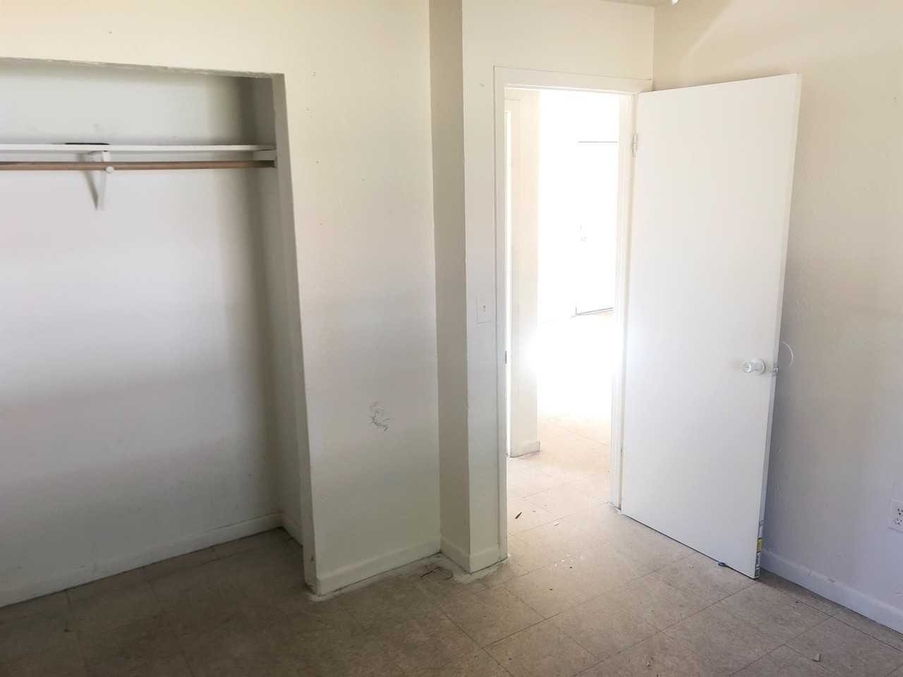 507 Kilgore St #10 - Photo 4 of 7