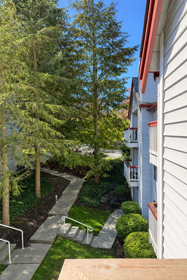 Wellington Place Apartments - Photo 2 of 23