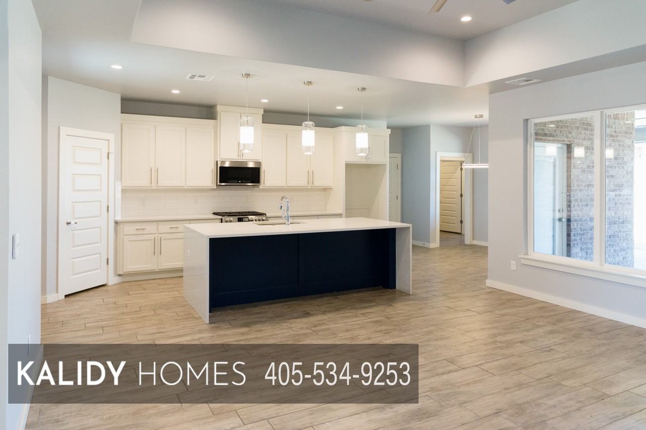 306 Kirks Holw #1 - Photo 7 of 50