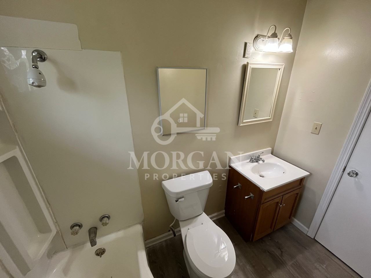 1923 Beverly Ct - Photo 5 of 8