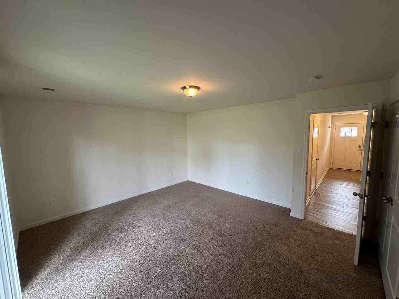 172 Drexel Ct #1 - Photo 4 of 22