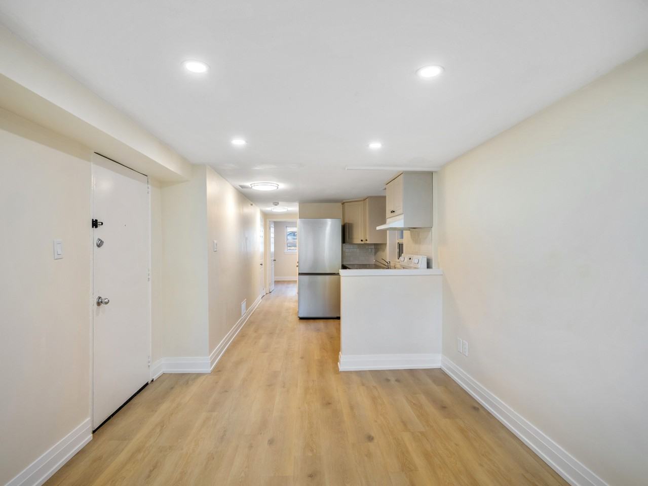 42 Symons Street - Photo 4 of 19