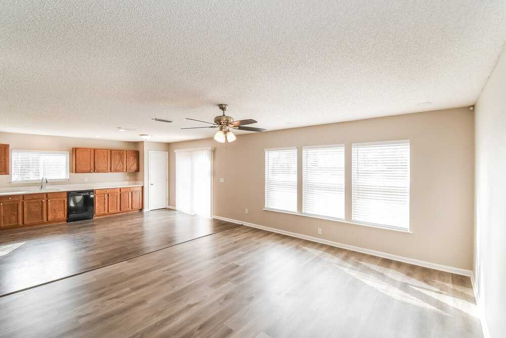 2168 Fresco Dr - Photo 5 of 17