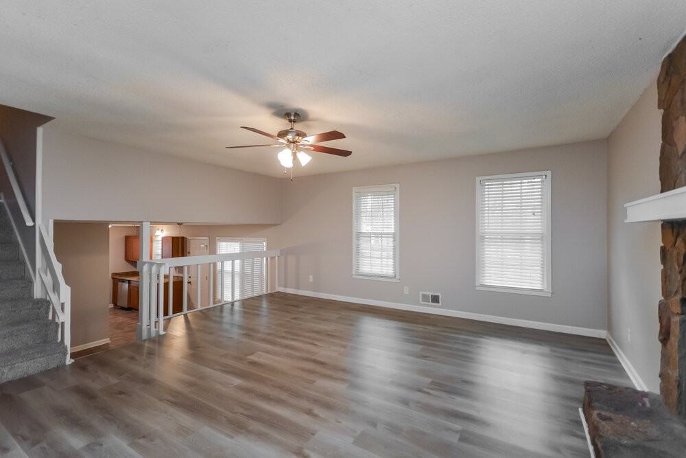 2128 Summertown Dr - Photo 5 of 25