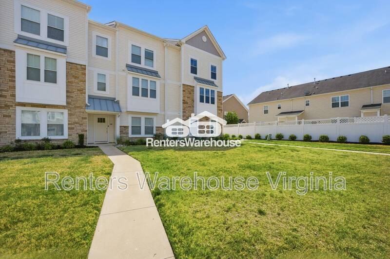 1005 Opal St #105 - Photo 2 of 35