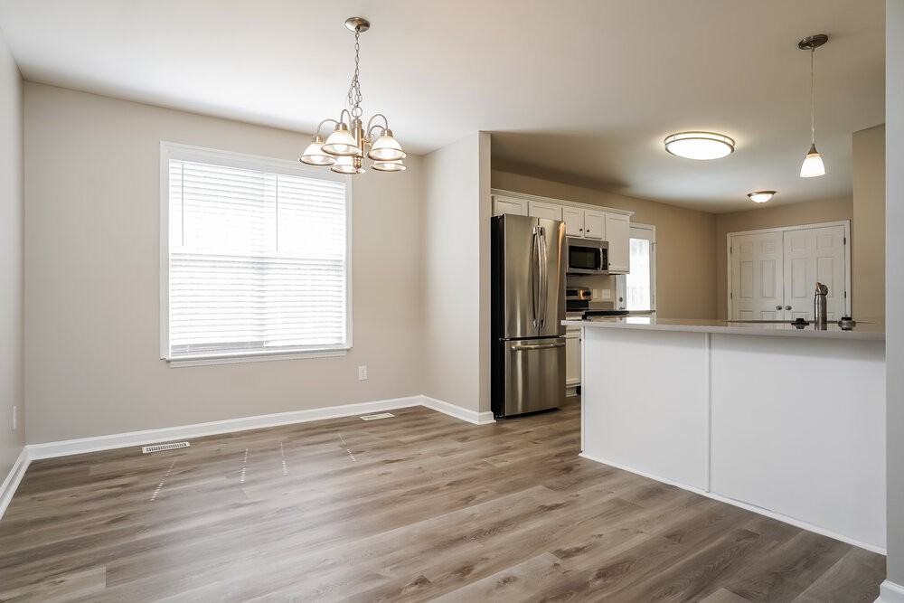 2165 Southfort Dr - Photo 6 of 17