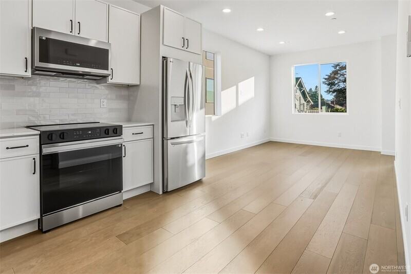 3448 Nw 65th St #B - Photo 7 of 34