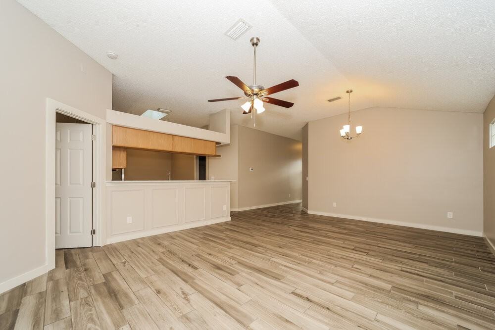 1120 Creeks Ridge Rd - Photo 3 of 16