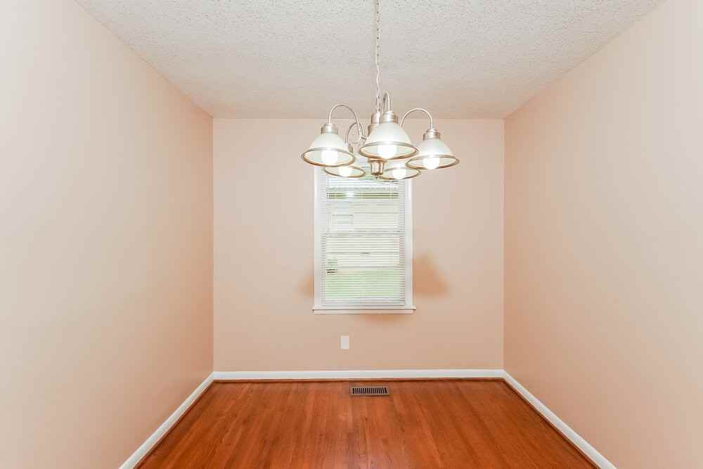 417 19th Ter Ne - Photo 6 of 21