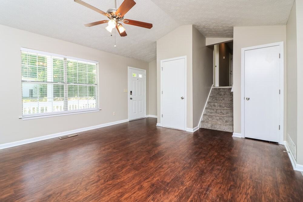 3884 Welham Green Ct - Photo 6 of 18