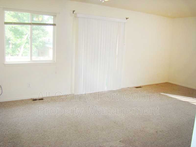 220 Gary Dr #C - Photo 3 of 13