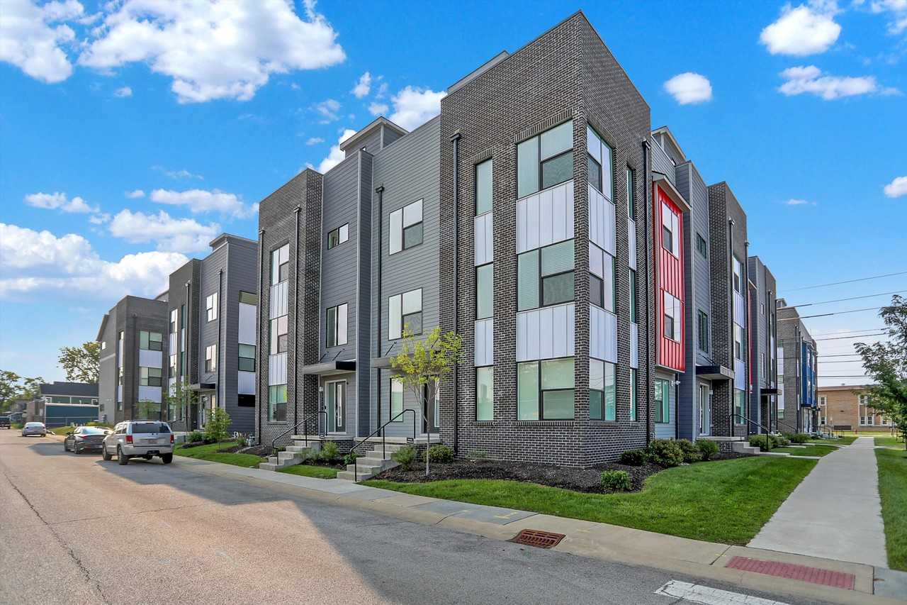 1303 Deloss St #1 - Photo 2 of 46