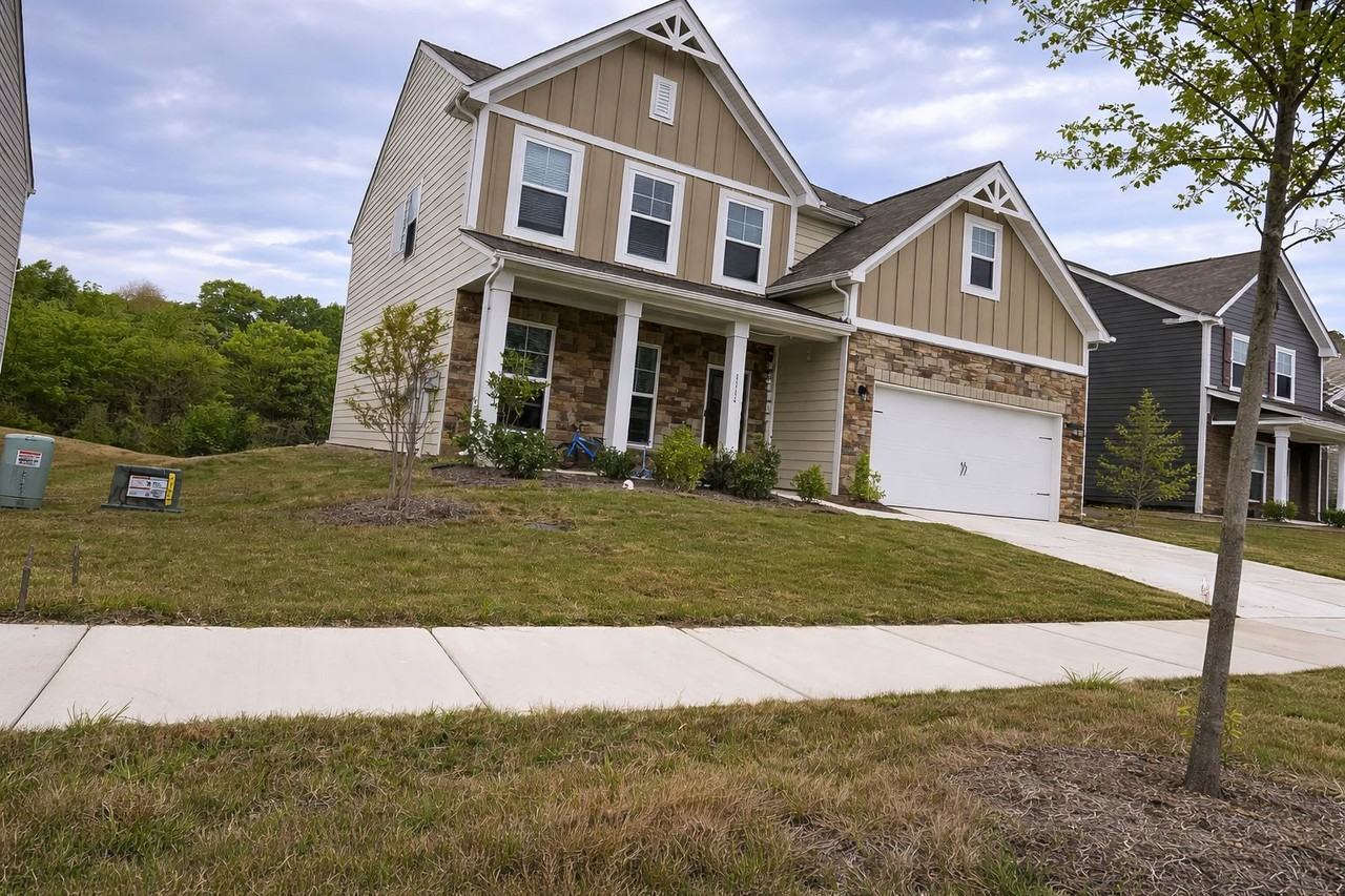 1314 Harleston St #1 - Photo 3 of 16