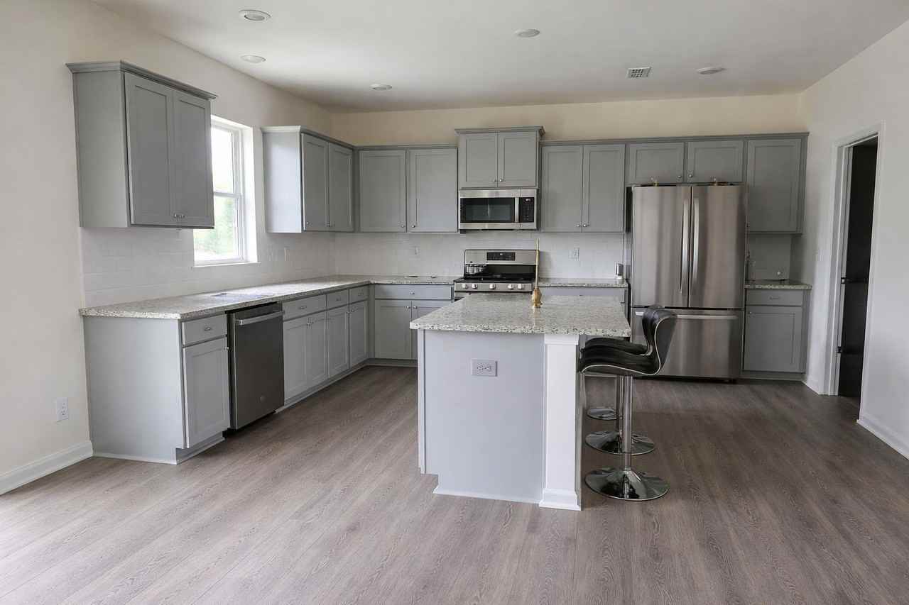 1314 Harleston St #1 - Photo 4 of 16