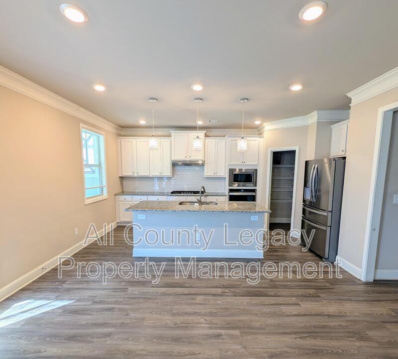 163 Cottontail Ln - Photo 3 of 18