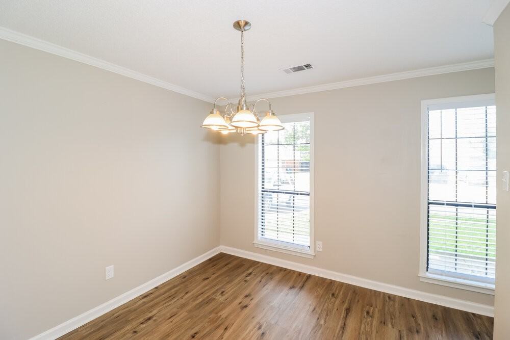 7733 Deerfield Trce - Photo 7 of 17