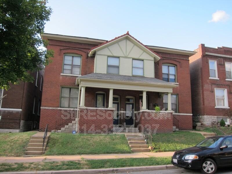 3839 Shenandoah Ave - Photo 2 of 17