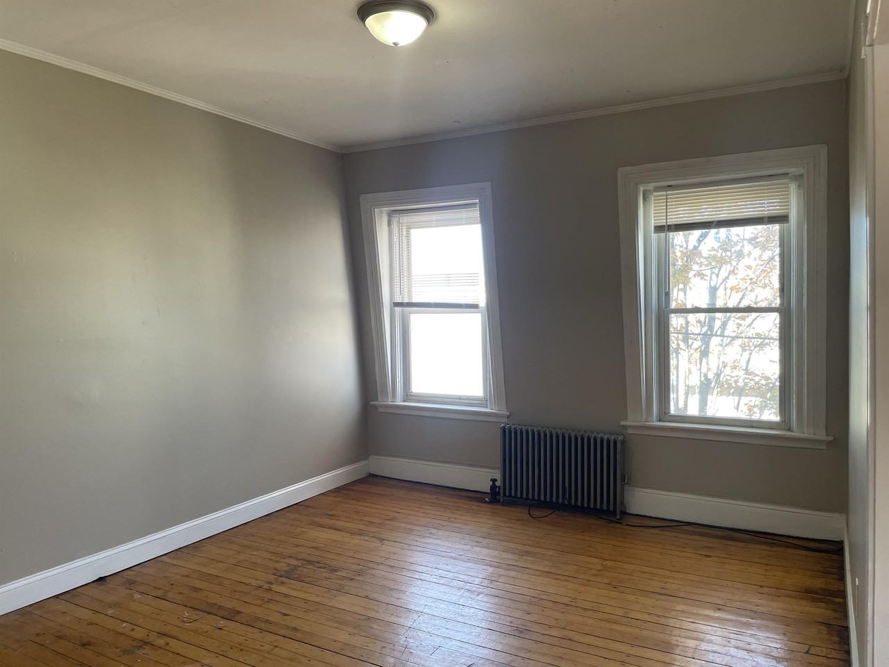 62 America St #3 - Photo 5 of 10