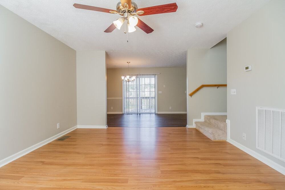 7835 Rainey Dr - Photo 3 of 18