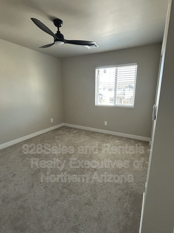 12217 Bliss Ave - Photo 4 of 21