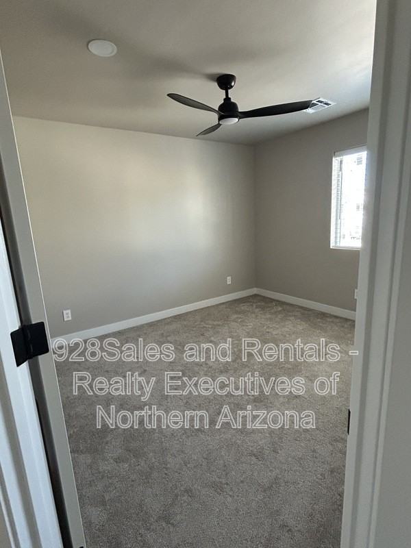 12217 Bliss Ave - Photo 7 of 21