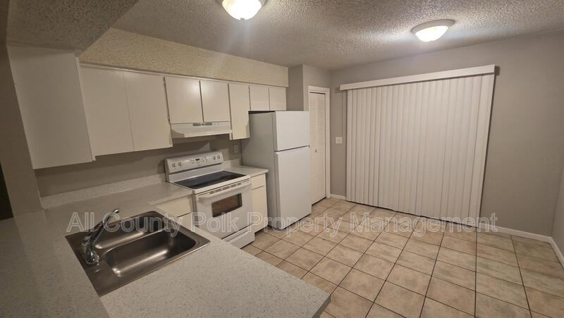 789 Zella Ln - Photo 6 of 22