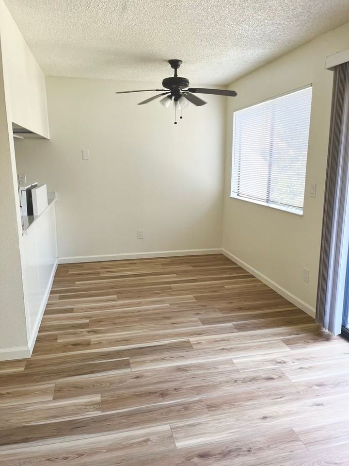 Victoria Apartments - Photo 3 of 19