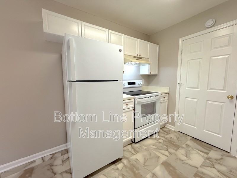 5512 Windy Valley Dr - Photo 7 of 20