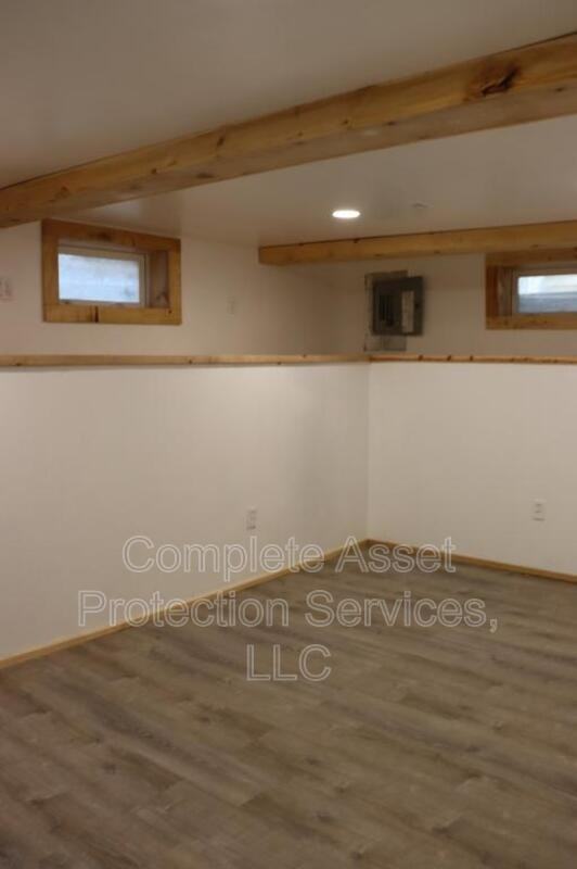 431 Fairmount Rd - Photo 3 of 11