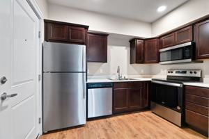 featured image of 2121 Barnes Ct Sw