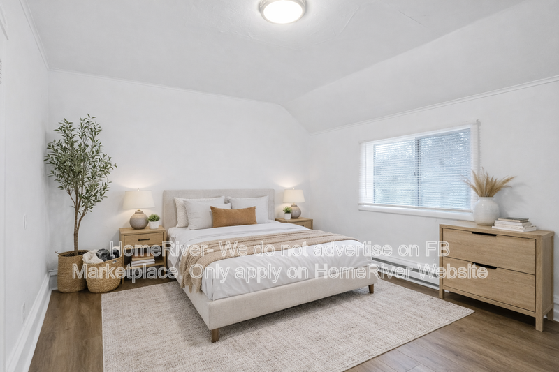 201 5th St #3 - Photo 4 of 21