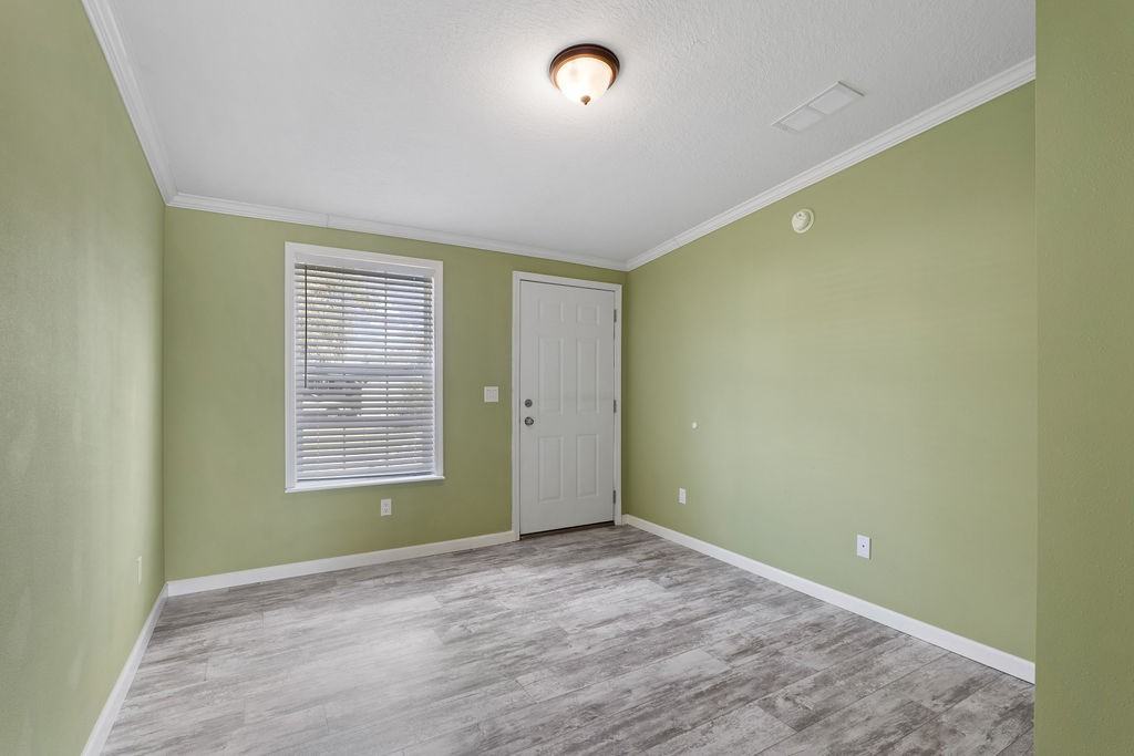 805 Beech Ct #1 - Photo 7 of 14