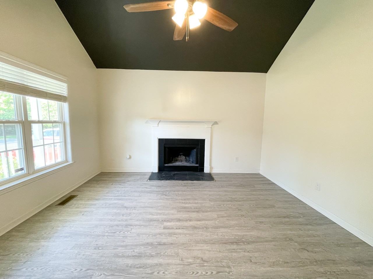 405 Cami Forest Ln #1 - Photo 6 of 29