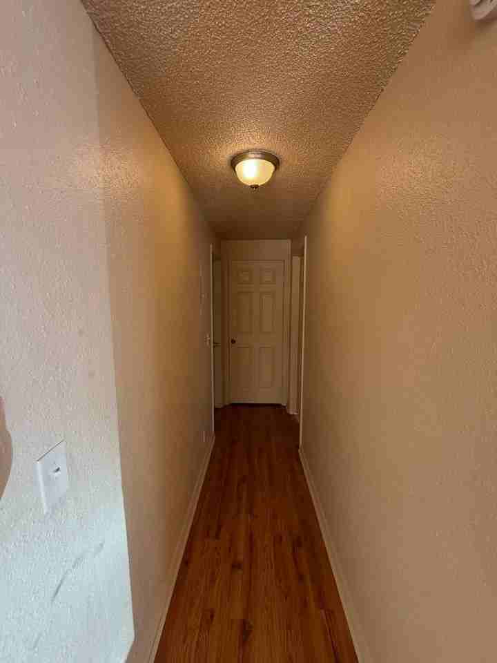 2124 Arthur St #15 - Photo 5 of 10