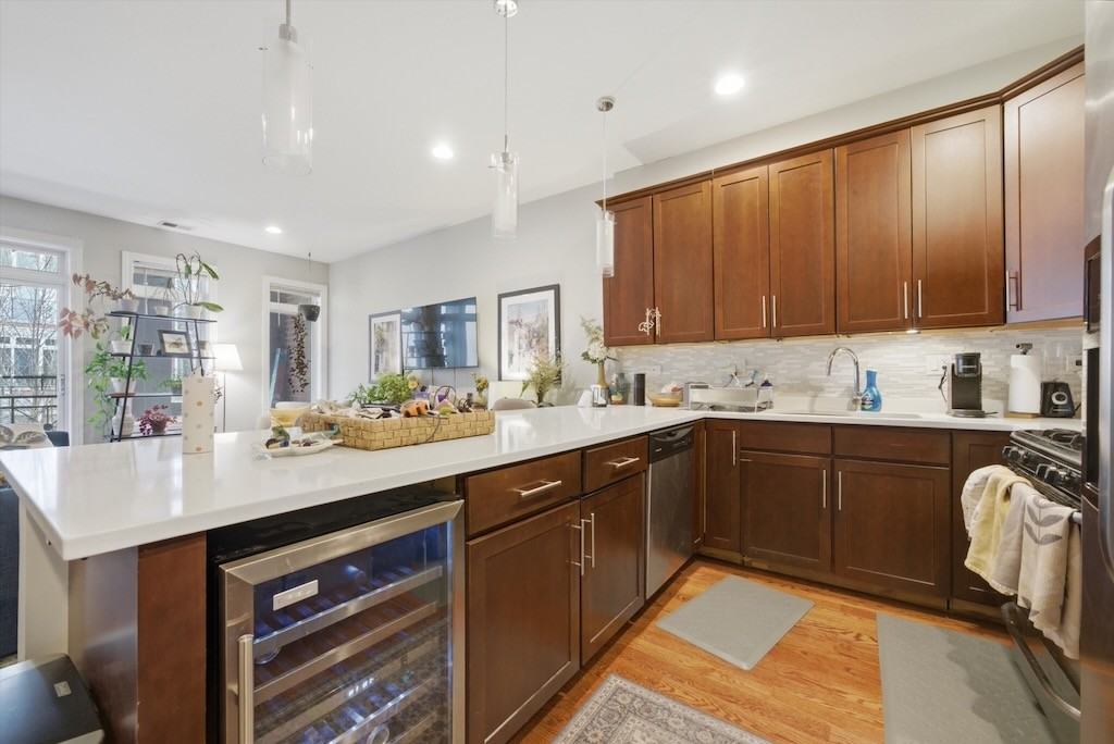 2114 W Rice St #3A - Photo 2 of 19