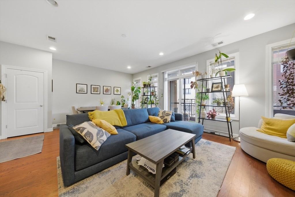 2114 W Rice St #3A - Photo 6 of 19