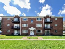 featured image of 1639 Oakwood Ave #304