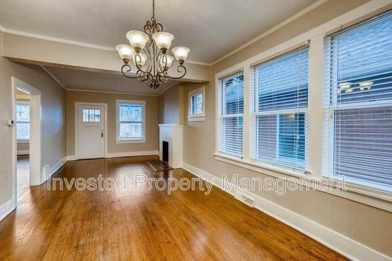 964 S Washington St - Photo 3 of 13