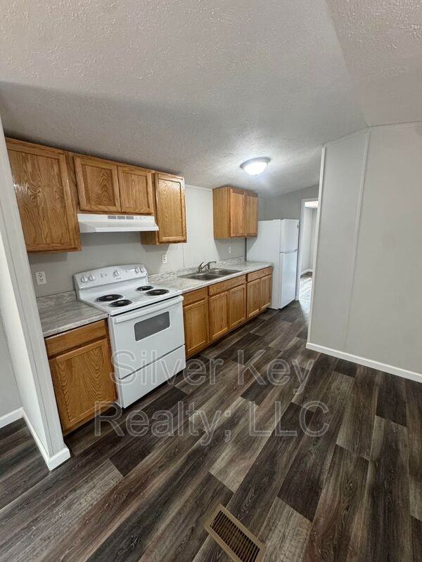 3000 Highways. #53 - Photo 5 of 18