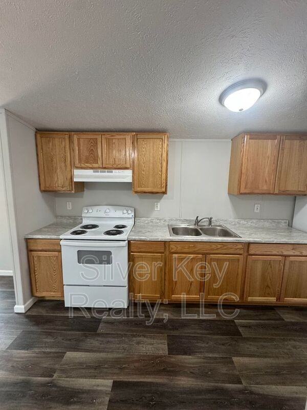 3000 Highways. #53 - Photo 6 of 18