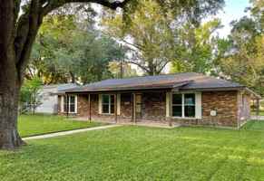 featured image of 18322 Eldon St